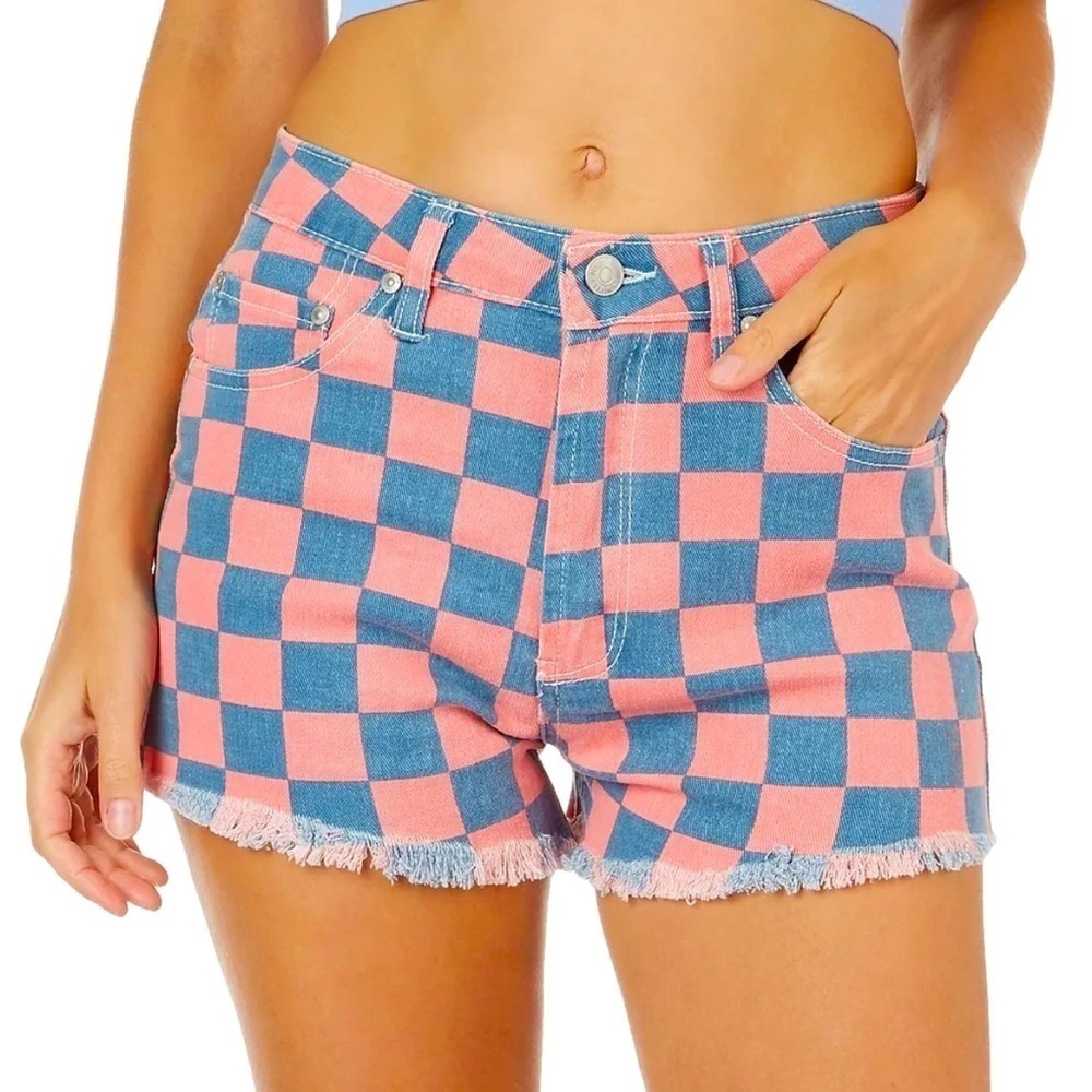 🆕 High Rise Checkered Shorts - Pink & Blue